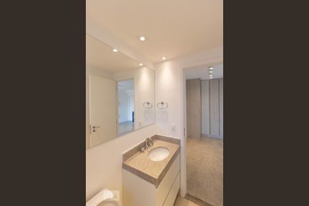 Banheiro de kitnet/studio para alugar com 1 quarto, 34m² em Pinheiros, São Paulo