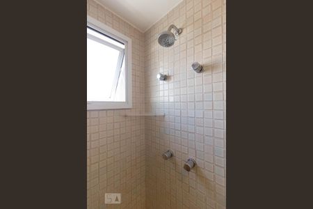 Studio para alugar com 34m², 1 quarto e 1 vaga Studio para alugar com 34m², 1 quarto e 1 vagaBanheiro