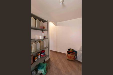 Casa à venda com 160m², 3 quartos e 2 vagasÁrea de Serviço