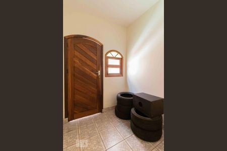 Casa à venda com 160m², 3 quartos e 2 vagasÁrea de Serviço