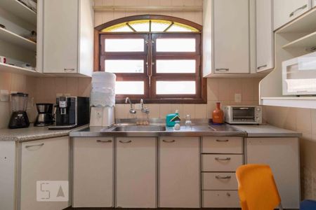 Casa à venda com 160m², 3 quartos e 2 vagasCozinha