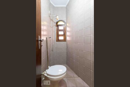 Casa à venda com 160m², 3 quartos e 2 vagasBanheiro Social