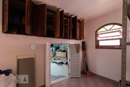 Casa à venda com 160m², 3 quartos e 2 vagasÁrea de Serviço