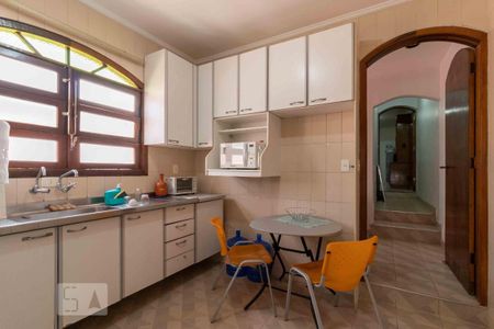 Casa à venda com 160m², 3 quartos e 2 vagasCozinha