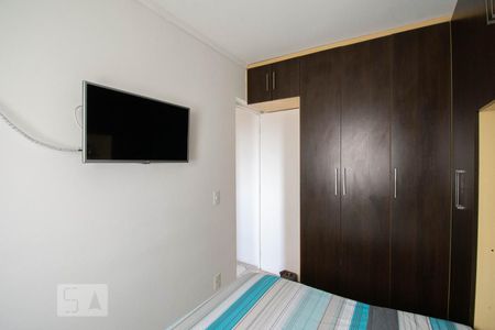 Quarto 1 de apartamento para alugar com 2 quartos, 48m² em Vila Campo Grande, São Paulo