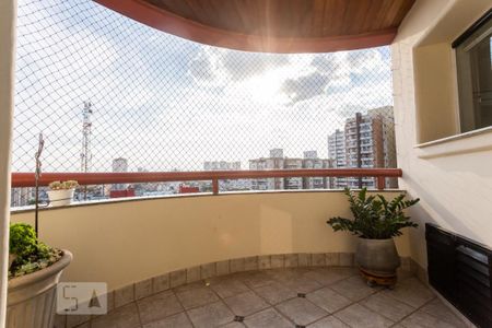 Apartamento à venda com 422m², 4 quartos e 4 vagas Apartamento à venda com 422m², 4 quartos e 4 vagasSacada da Suíte 3