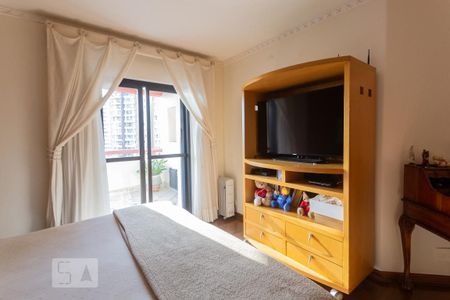 Apartamento à venda com 422m², 4 quartos e 4 vagas Apartamento à venda com 422m², 4 quartos e 4 vagasSuíte 3