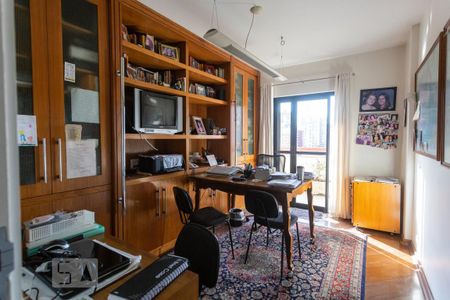 Apartamento à venda com 422m², 4 quartos e 4 vagas Apartamento à venda com 422m², 4 quartos e 4 vagasQuarto 1