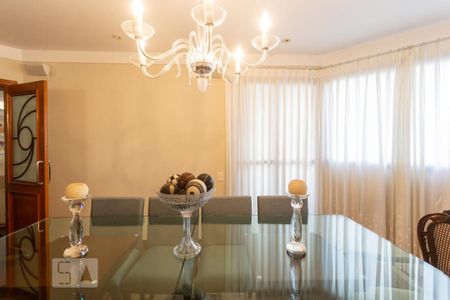 Apartamento à venda com 422m², 4 quartos e 4 vagas Apartamento à venda com 422m², 4 quartos e 4 vagasSala de Jantar