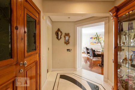 Apartamento à venda com 422m², 4 quartos e 4 vagas Apartamento à venda com 422m², 4 quartos e 4 vagasHall social