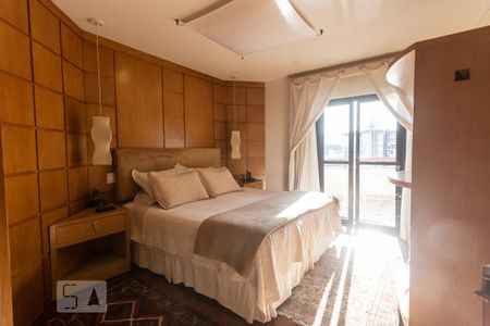 Apartamento à venda com 422m², 4 quartos e 4 vagas Apartamento à venda com 422m², 4 quartos e 4 vagasSuíte 3