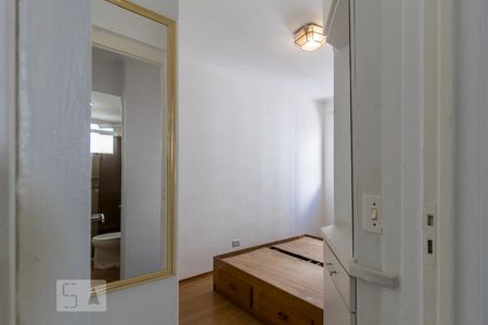Quarto 1 de apartamento para alugar com 2 quartos, 55m² em Vila Parque Jabaquara, São Paulo