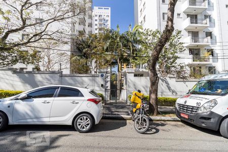 Apartamento para alugar com 55m², 2 quartos e 1 vagaFachada