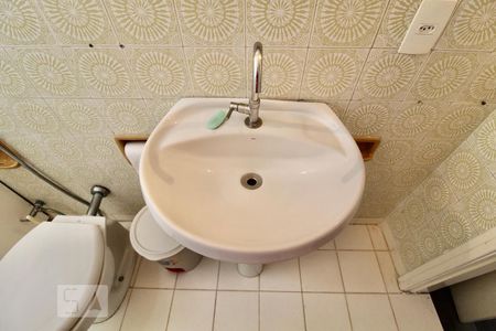 Casa à venda com 180m², 4 quartos e 2 vagasBanheiro da Suíte - Pia