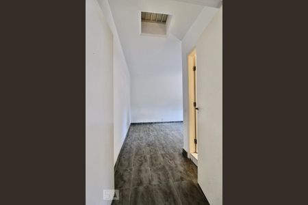Casa à venda com 180m², 4 quartos e 2 vagasSuíte