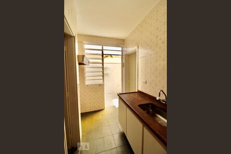 Casa à venda com 180m², 4 quartos e 2 vagasCozinha