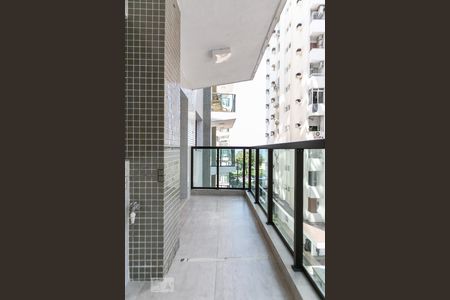 Sacada de apartamento para alugar com 3 quartos, 135m² em Aparecida, Santos