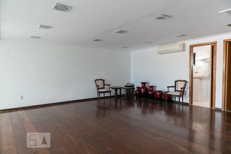 Apartamento para alugar com 135m², 3 quartos e 1 vaga Apartamento para alugar com 135m², 3 quartos e 1 vagaSalão de festas