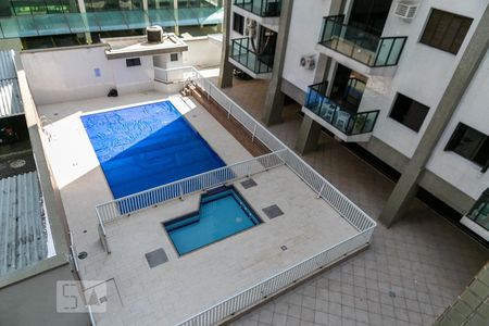 Apartamento para alugar com 135m², 3 quartos e 1 vaga Apartamento para alugar com 135m², 3 quartos e 1 vagaPiscina