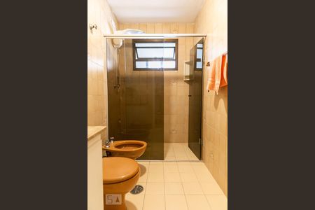 Apartamento para alugar com 135m², 3 quartos e 1 vaga Apartamento para alugar com 135m², 3 quartos e 1 vagaBanheiro