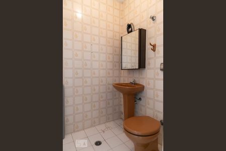 Apartamento para alugar com 135m², 3 quartos e 1 vaga Apartamento para alugar com 135m², 3 quartos e 1 vagaBanheiro