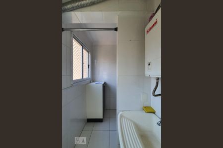 Área de serviço de apartamento para alugar com 2 quartos, 50m² em Jardim Celeste, São Paulo