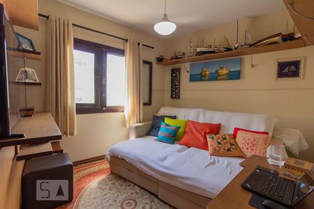 Casa à venda com 260m², 4 quartos e 3 vagas Casa à venda com 260m², 4 quartos e 3 vagasQuarto 2