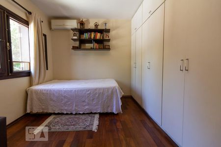 Casa à venda com 260m², 4 quartos e 3 vagas Casa à venda com 260m², 4 quartos e 3 vagasQuarto 3