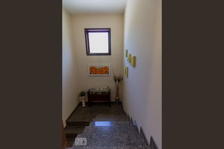 Escada Quartos de casa à venda com 4 quartos, 260m² em Rolinópolis, São Paulo