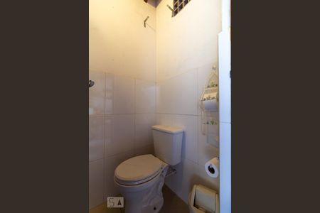 Casa à venda com 260m², 4 quartos e 3 vagas Casa à venda com 260m², 4 quartos e 3 vagasbanheiro Área comum - Churrasqueira