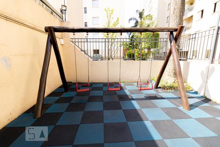 Apartamento para alugar com 75m², 3 quartos e 1 vaga Apartamento para alugar com 75m², 3 quartos e 1 vagaÁrea Comum - Playground