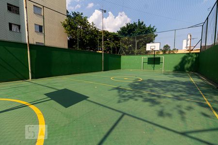 Apartamento para alugar com 75m², 3 quartos e 1 vaga Apartamento para alugar com 75m², 3 quartos e 1 vagaQuadra