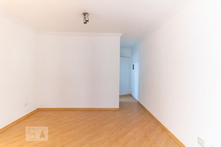 Apartamento para alugar com 75m², 3 quartos e 1 vaga Apartamento para alugar com 75m², 3 quartos e 1 vagaSala