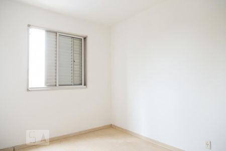 Quarto 2 de apartamento para alugar com 2 quartos, 52m² em Vila das Bandeiras, Guarulhos