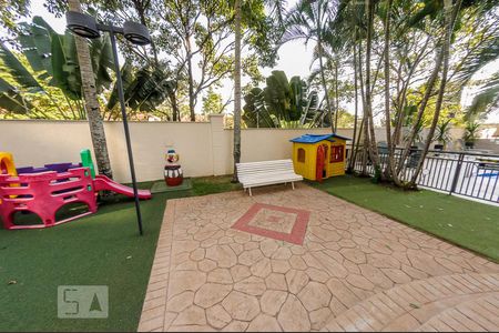 Apartamento para alugar com 74m², 3 quartos e 2 vagas Apartamento para alugar com 74m², 3 quartos e 2 vagasÁrea Comum - Playground