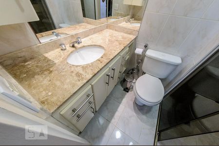 Apartamento para alugar com 74m², 3 quartos e 2 vagas Apartamento para alugar com 74m², 3 quartos e 2 vagasBanheiro - Suite