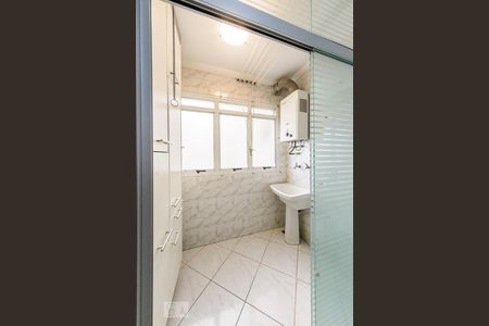 Apartamento para alugar com 74m², 3 quartos e 2 vagas Apartamento para alugar com 74m², 3 quartos e 2 vagasÁrea de Serviço