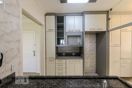 Apartamento para alugar com 74m², 3 quartos e 2 vagas Apartamento para alugar com 74m², 3 quartos e 2 vagasCozinha