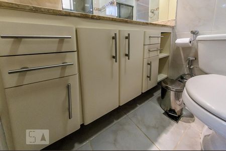Apartamento para alugar com 74m², 3 quartos e 2 vagas Apartamento para alugar com 74m², 3 quartos e 2 vagasBanheiro - Suite