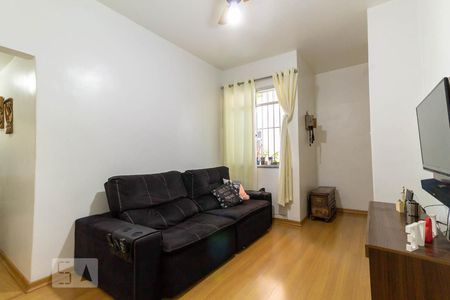 Sala de apartamento para alugar com 3 quartos, 98m² em Pilares, Rio de Janeiro