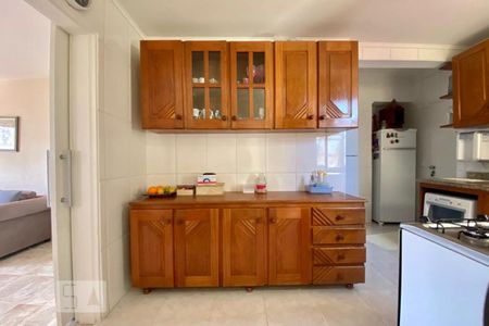 Apartamento à venda com 105m², 3 quartos e 2 vagas Apartamento à venda com 105m², 3 quartos e 2 vagascozinha