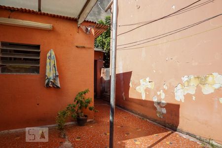 Casa à venda com 200m², 5 quartos e sem vaga Casa à venda com 200m², 5 quartos e sem vagaQuintal