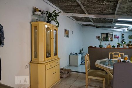 Casa à venda com 200m², 5 quartos e sem vaga Casa à venda com 200m², 5 quartos e sem vagaCozinha 2 Edícula