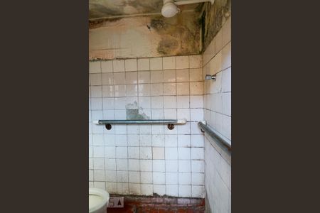 Casa à venda com 200m², 5 quartos e sem vaga Casa à venda com 200m², 5 quartos e sem vagaBanheiro 3