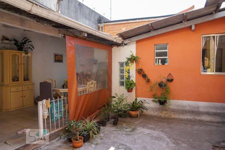 Casa à venda com 200m², 5 quartos e sem vaga Casa à venda com 200m², 5 quartos e sem vagaQuintal