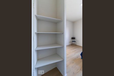 Studio para alugar com 35m², 1 quarto e sem vagaKitnet - Prateleiras