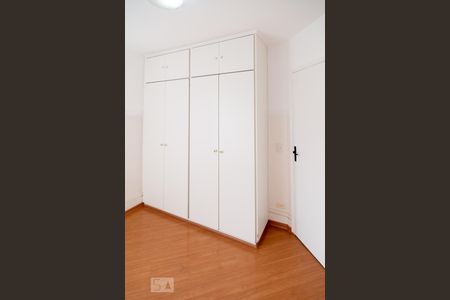 Apartamento à venda com 78m², 3 quartos e 2 vagasQuarto 2