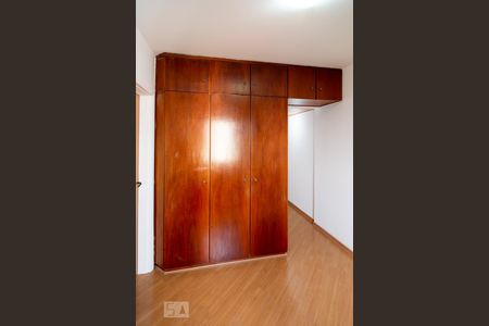 Apartamento à venda com 78m², 3 quartos e 2 vagasQuarto 3 - Suíte