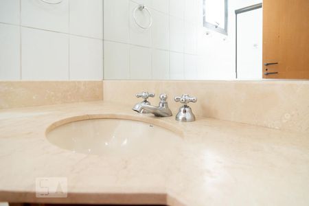 Apartamento à venda com 78m², 3 quartos e 2 vagasBanheiro Quarto 3 - Suíte