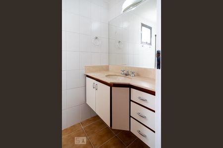 Apartamento à venda com 78m², 3 quartos e 2 vagasBanheiro Quarto 3 - Suíte